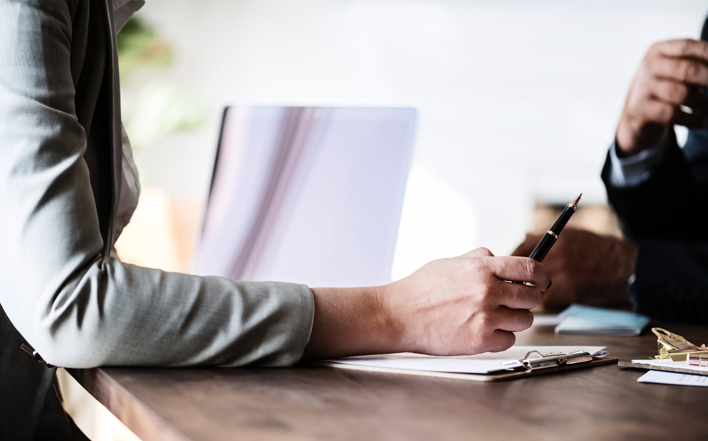 How to Choose an Investment Advisor Who Will Act in Your Best Interest ...